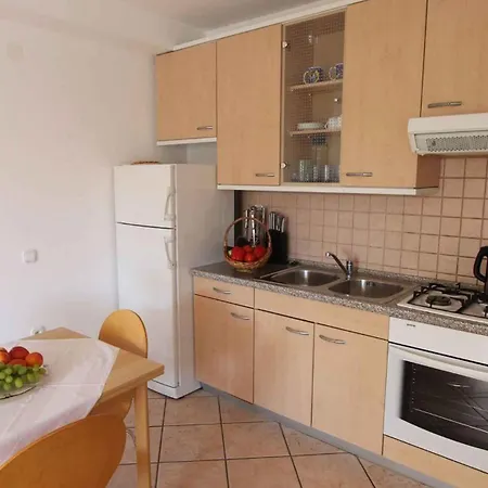 Marica 1 - Insel Krk 12957 *