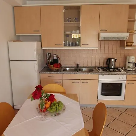 Malinska, Krk 15 Apartment