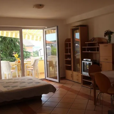 Malinska, Krk 15 Apartment