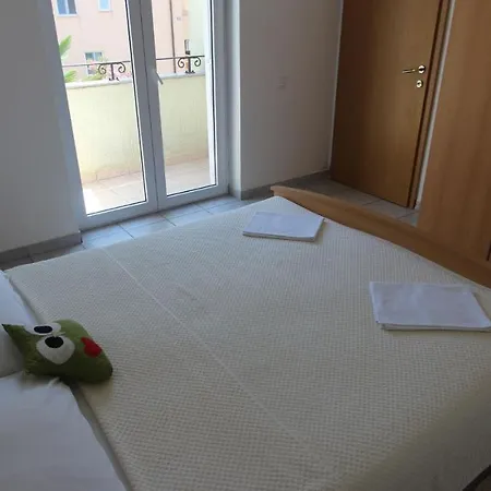 Malinska, Krk 15 Apartment *